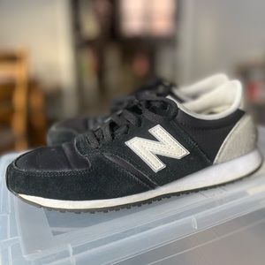 New Balance 420 (WL420CRB)